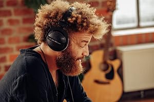 beyerdynamic DT 770 PRO 80 Ohm Over-Ear Studio Headphones in Gray. Enclosed Design, Wired for Professional Rec